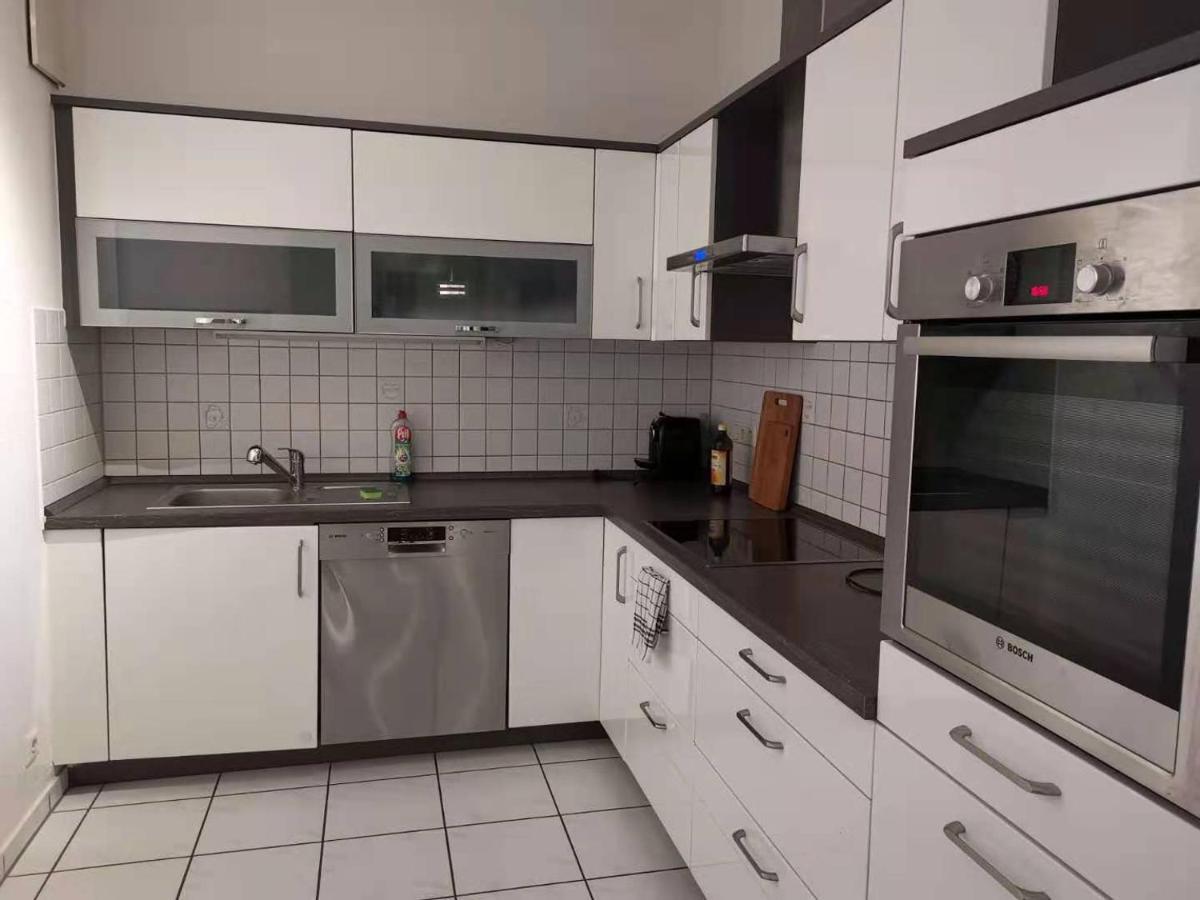 Gute Laune Mit Terrasse Und Garten Zentral FDH المظهر الخارجي الصورة