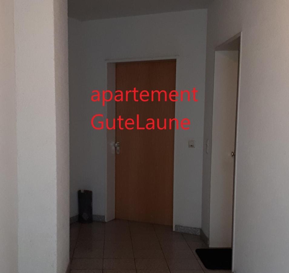 Gute Laune Mit Terrasse Und Garten Zentral FDH المظهر الخارجي الصورة